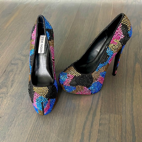Steve Madden Platform Pumps - Picture 1 of 6